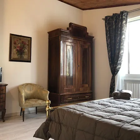 Oda ve Kahvaltı Il Portico *