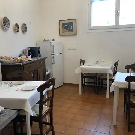 Il Portico Oda ve Kahvaltı Faenza